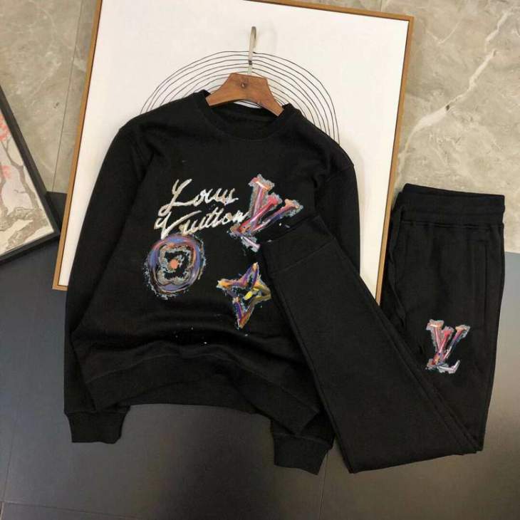 Picture of LV Sweater Suits _SKULVM-5XLkdtn17440971